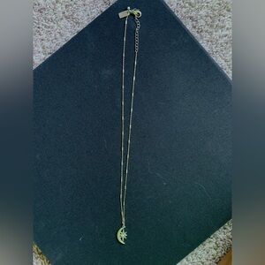 🩵American Eagle Outfitters Silver Moon Necklace
